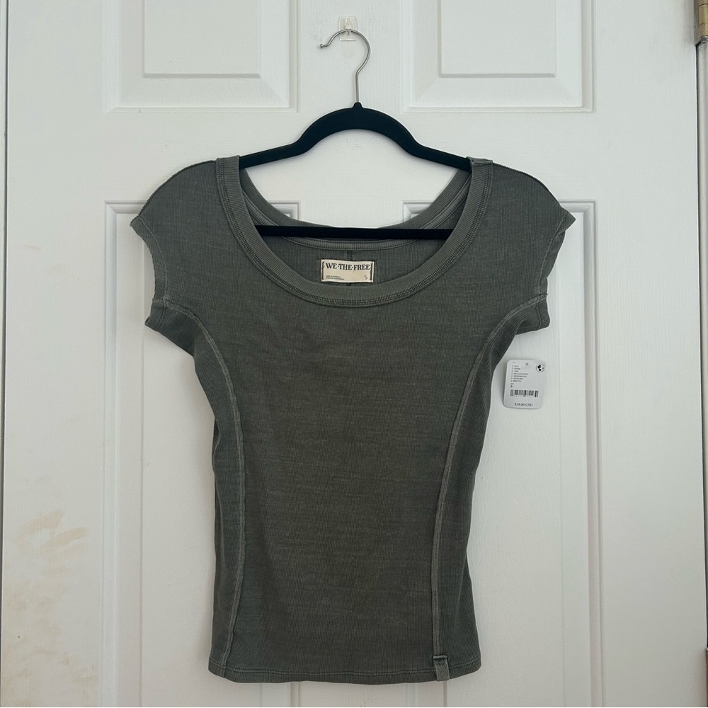 Women’s Free People tee